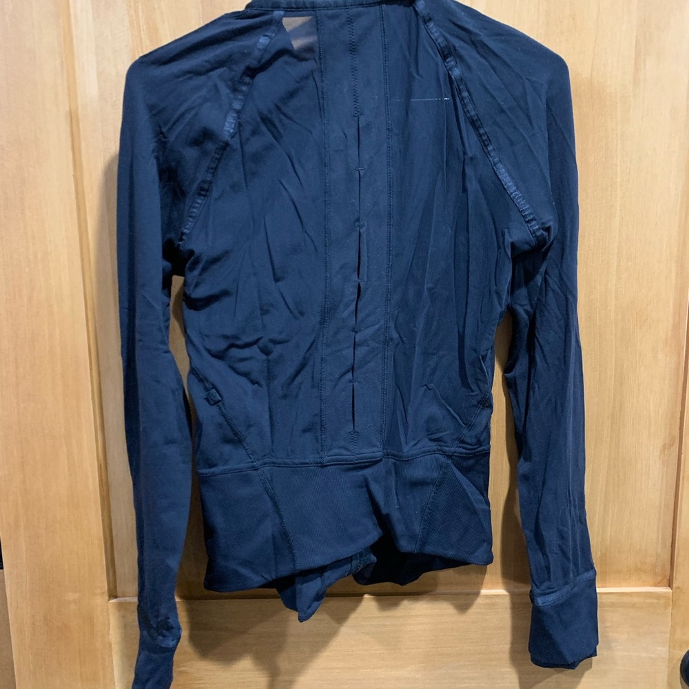 Lululemon jacket - Picture 2 of 5